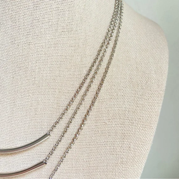 New York and Company silvertone tri strand tiered curved bar pendant necklace NY - Picture 5 of 8